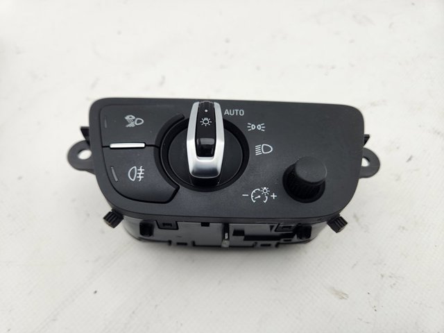 4M0941531AA VAG