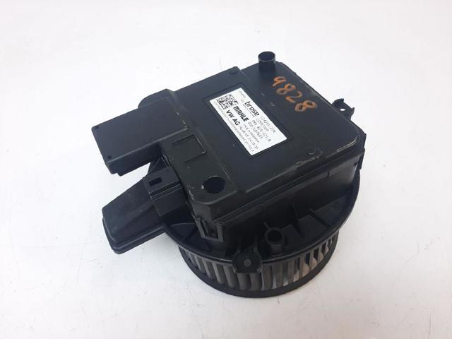 Silniczek wentylatora nagrzewnicy (ogrzewacza wnętrza) 4M1820021B VAG