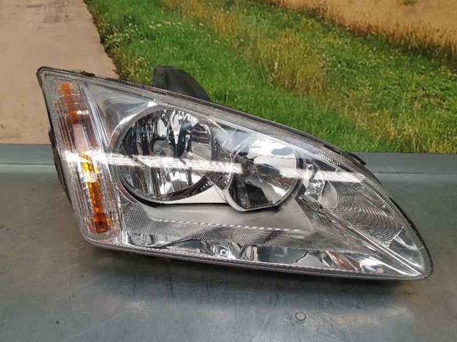 Reflektor prawy 4M5113099AD FORD