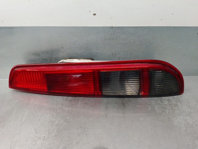 Lampa zespolona tylna prawa 4M5113404F FORD