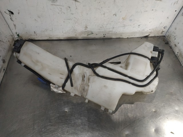Zbiornik spryskiwaczy Ford Focus