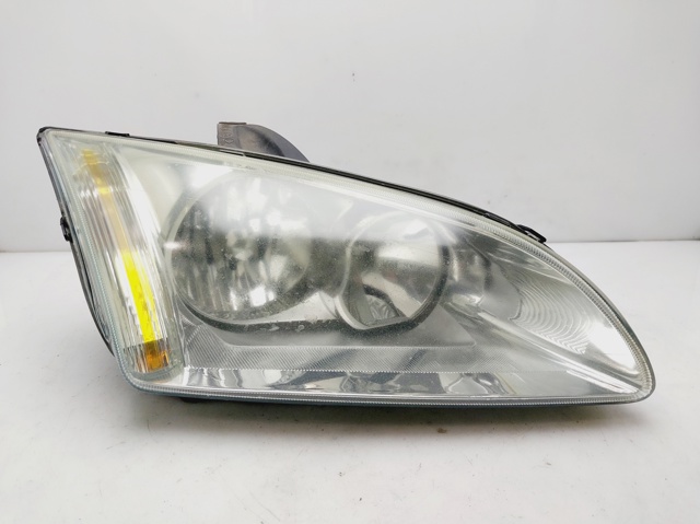 Reflektor prawy 4M5113W029AF FORD