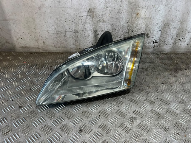 Reflektor lewy 4M5113W030AD FORD