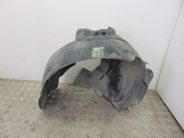 Nadkole błotnika przedniego prawe 4M5116114AA FORD