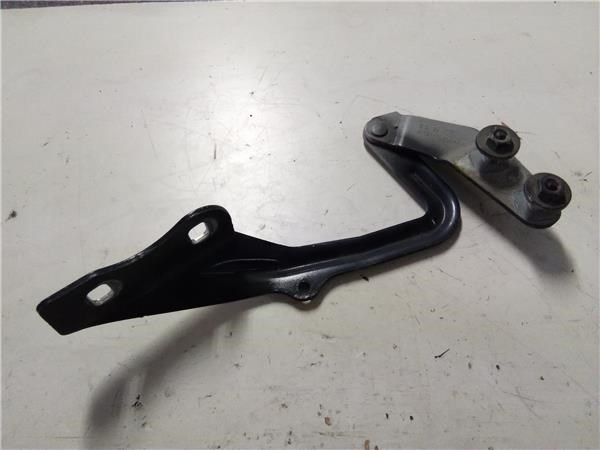 Zawias maski prawy 4M5116800AA FORD