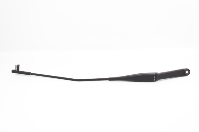 Ramię wycieraczki szyby przedniej 4M5117526CD FORD