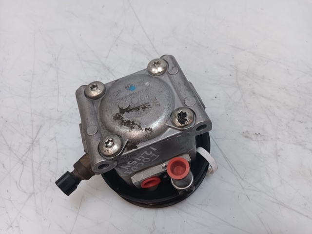 Pompa wspomagania hydraulicznego kierownicy 4M513A696AE FORD