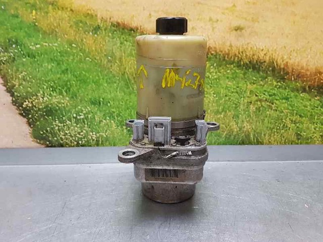 Pompa wspomagania hydraulicznego kierownicy 4M513K514BF FORD
