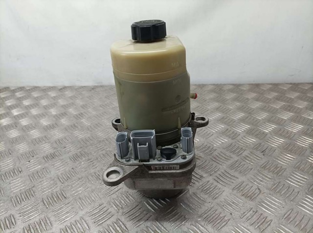 Pompa wspomagania hydraulicznego kierownicy 4M513K514BF FORD