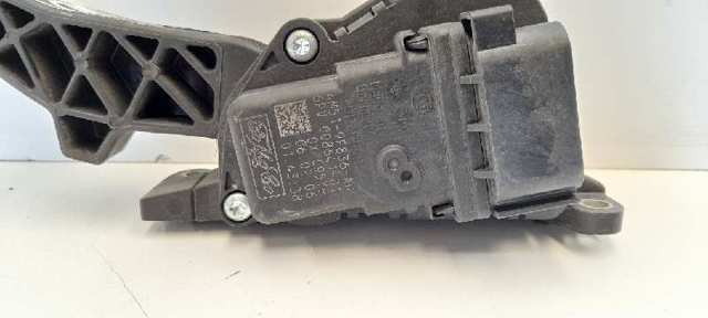 Pedał przyspieszenia (gazu) 4M519F836AH MAZDA