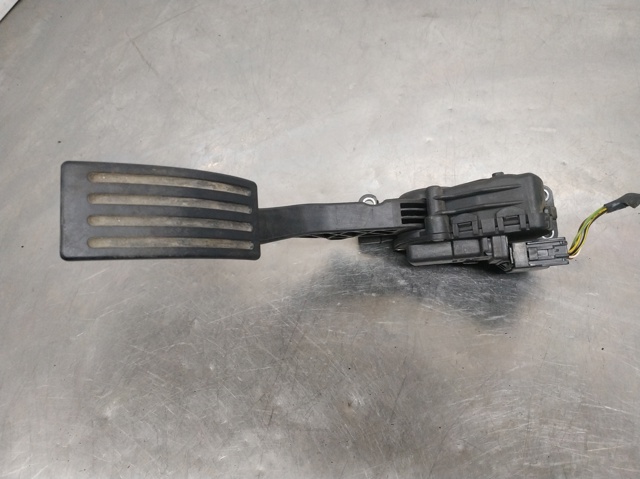 Pedał przyspieszenia (gazu) 4M519F836AH FORD