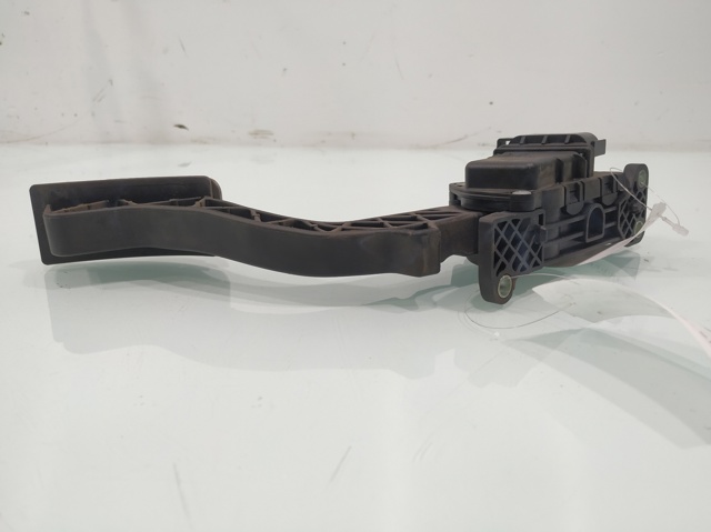 4M519F836AK Mazda