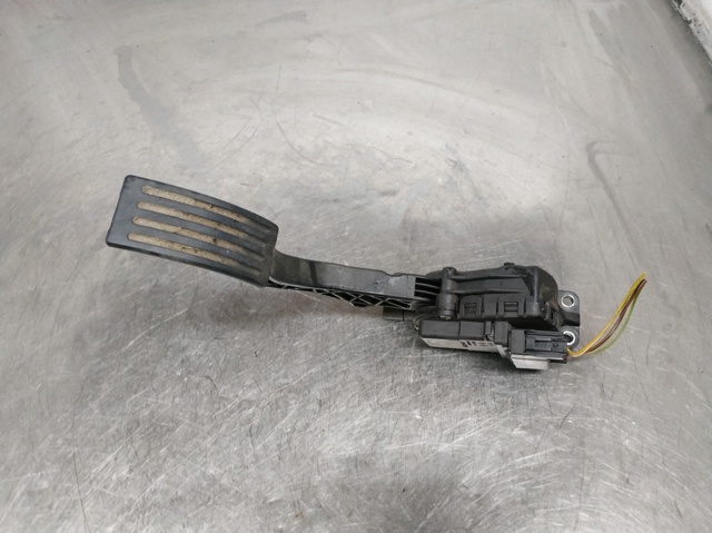 Pedał przyspieszenia (gazu) 4M519F836AK FORD