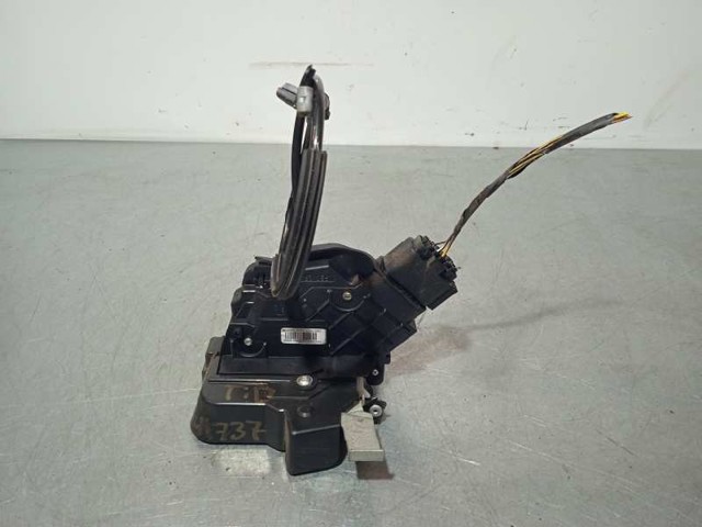 Zamek drzwi tylnych prawych 4M5AA26412BE FORD
