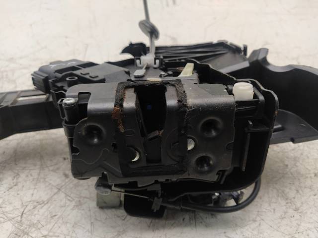 Zamek drzwi tylnych lewych 4M5AR26412BE FORD
