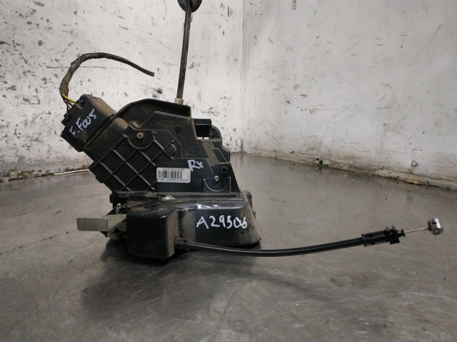 Zamek drzwi tylnych lewych 4M5AR26413BE FORD