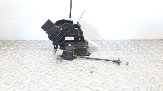 Zamek drzwi tylnych lewych 4M5AR26413BE FORD