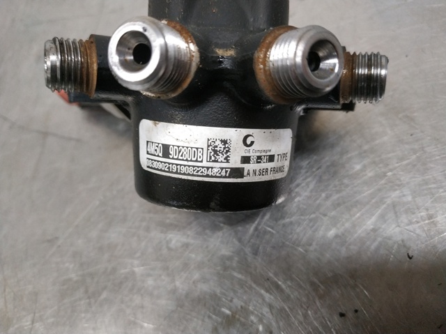 Czujnik ciśnienia paliwa 4M5Q9D280DB FORD