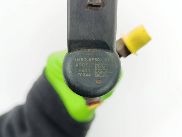 4M5Q9F593AD Ford