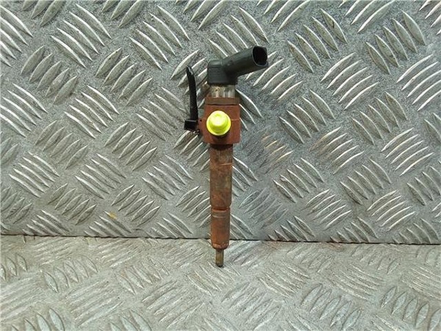 Wtryskiwacz paliwa 4M5Q9F593AD FORD