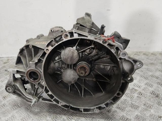 Mechaniczna skrzynia biegów w komplecie 4M5R7002CF VOLVO