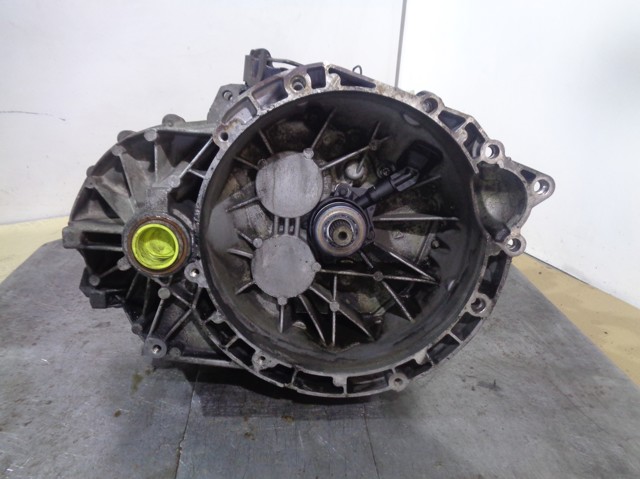 Mechaniczna skrzynia biegów w komplecie 4M5R7002CF FORD