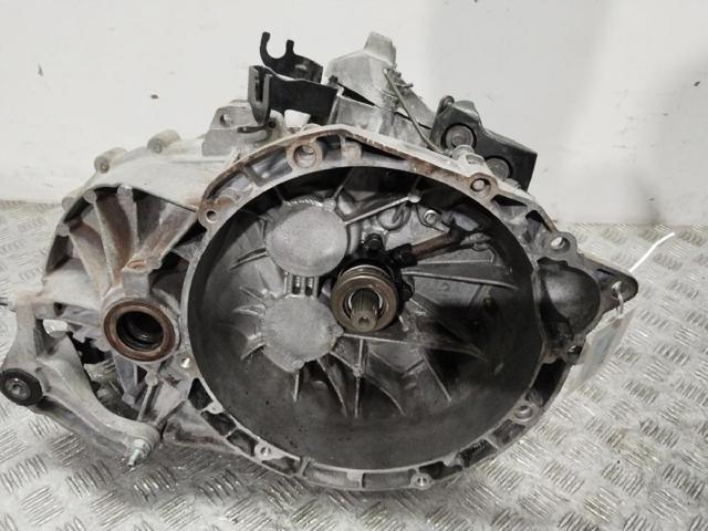 Mechaniczna skrzynia biegów w komplecie 4M5R7002CF FORD