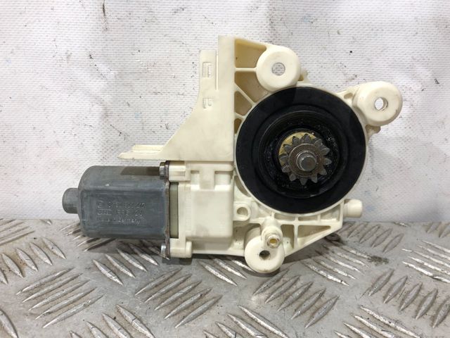 4M5T14A389 Ford