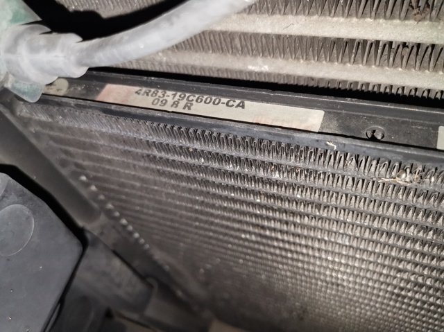 4R8319C600CA Jaguar
