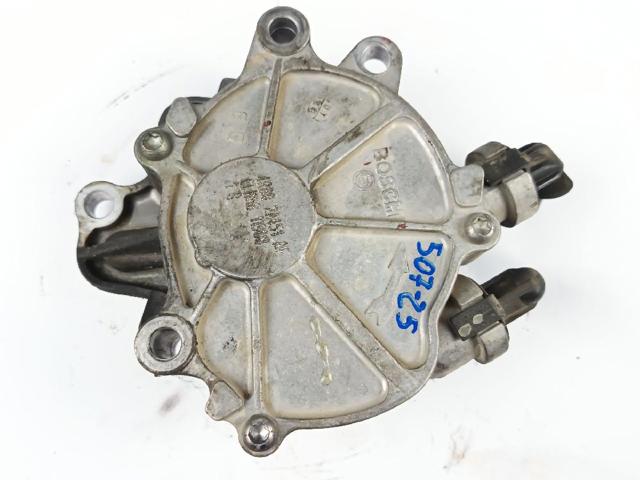 4R8Q2A451AF Land Rover