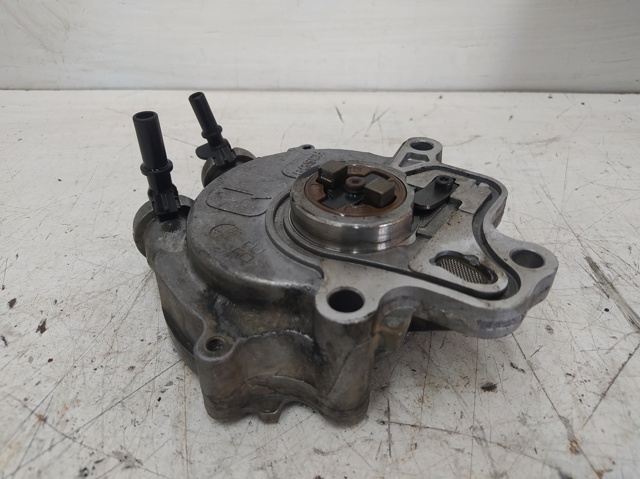 4R8Q2A451AF Land Rover