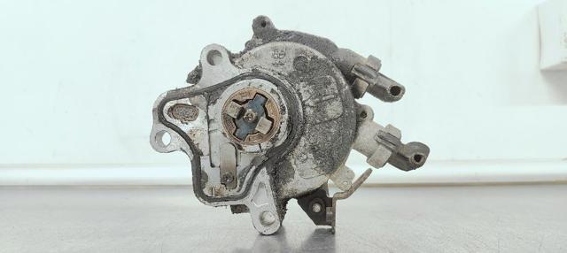 4R8Q2A451AF Land Rover
