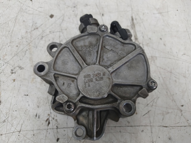 4R8Q2A451AF Land Rover