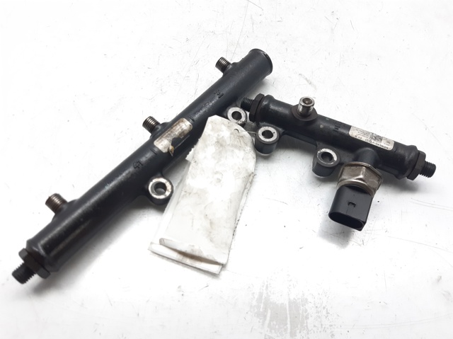 Czujnik ciśnienia paliwa 4R8Q9C066AE LAND ROVER