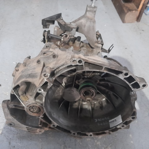 Mechaniczna skrzynia biegów w komplecie 4X4R7002AA JAGUAR
