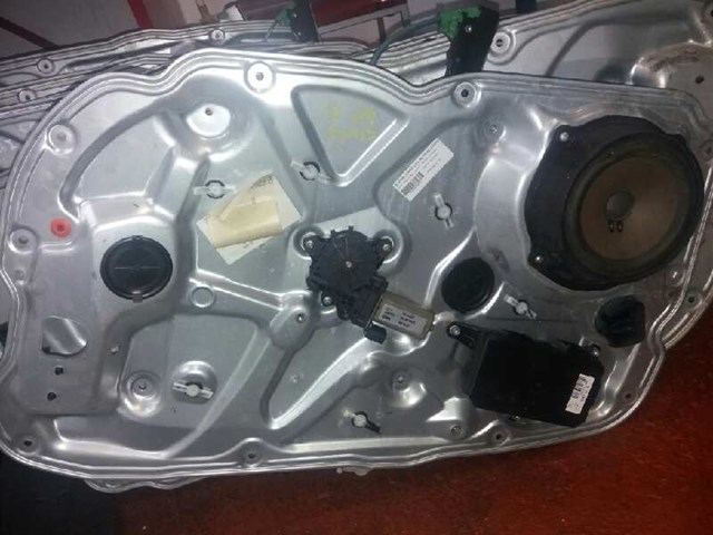 Klocki hamulcowe przednie tarczowe 50001603 FIAT