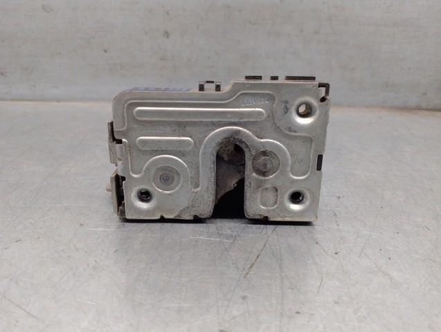 Zamek drzwi przednich prawych 500314256 IVECO