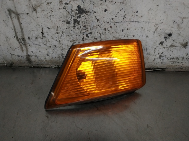 Kierunkowskaz lewy 500320426 IVECO