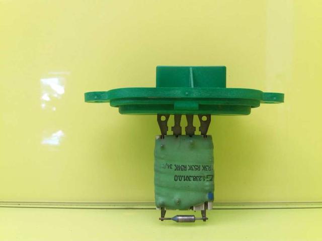 Rezystor wentylatora nagrzewnicy (ogrzewacza kabiny) 500326616 IVECO