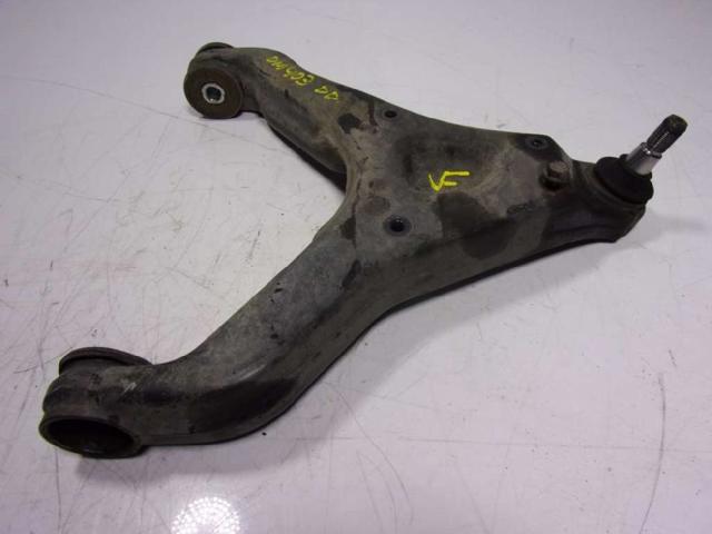 Wahacz zawieszenia przedniego dolny prawy 500334716 IVECO