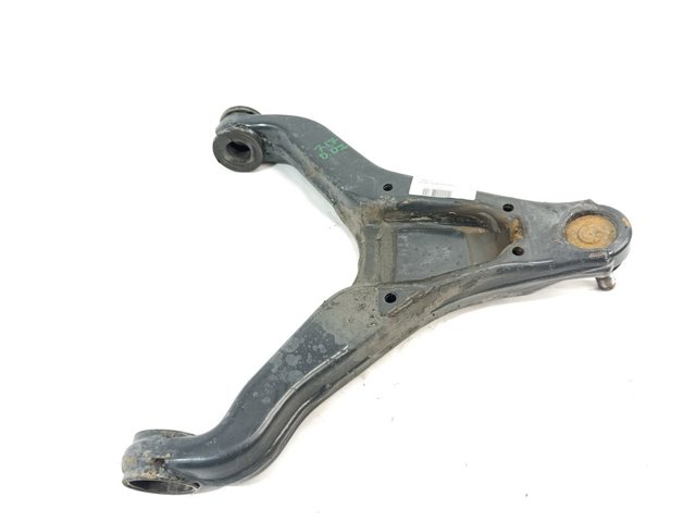 Wahacz zawieszenia przedniego dolny prawy 500334716 IVECO