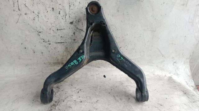 Wahacz zawieszenia przedniego dolny lewy 500334717 IVECO