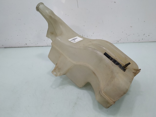 Zbiorniczek spryskiwacza szyb 500336393 IVECO