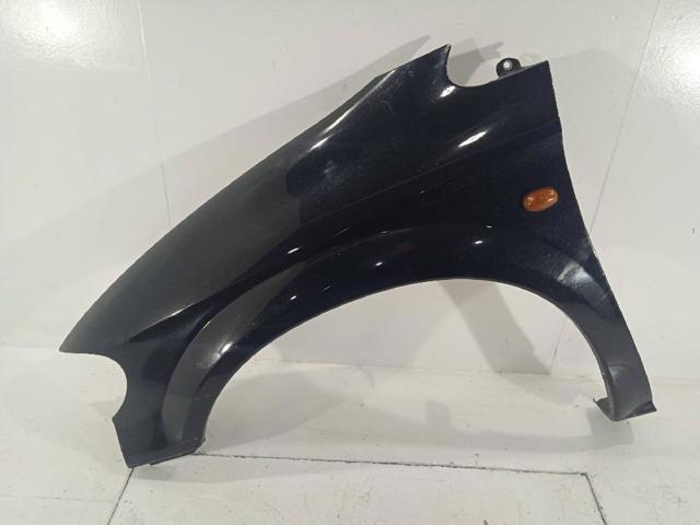 Błotnik przedni lewy 5018445AA CHRYSLER