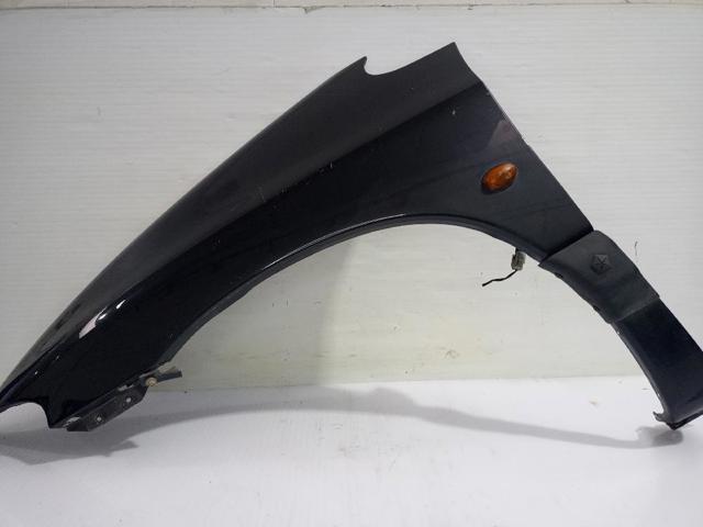 Błotnik przedni lewy 5018445AA CHRYSLER