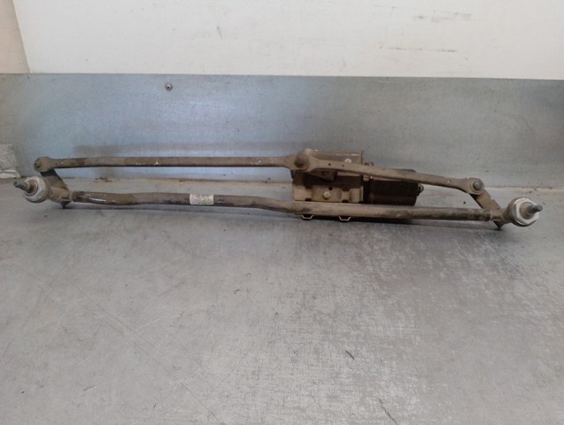 Mechanizm wycieraczek 504084722 IVECO