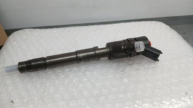 Wtryskiwacz paliwa 504088755 IVECO