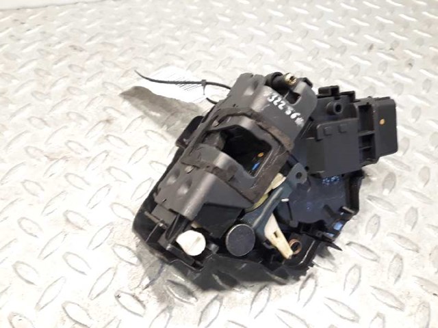 Zamek drzwi tylnych prawych 5041671 FORD