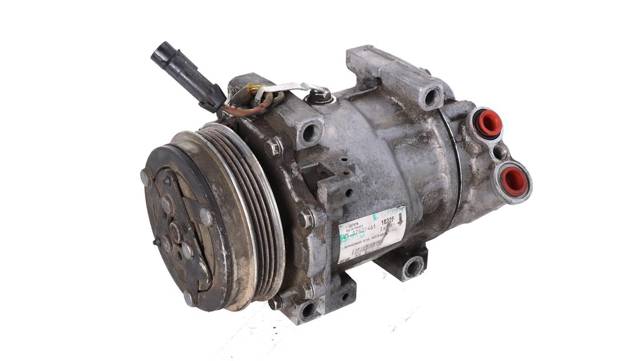 Sprężarka klimatyzacji 504384357 FIAT