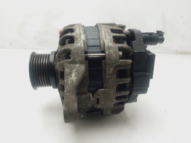 Alternator 504385134 IVECO